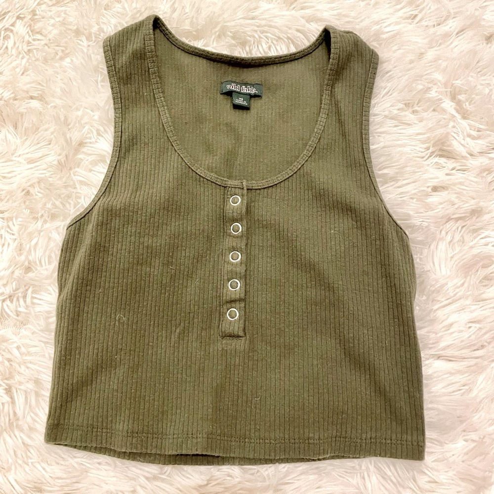 Crop top